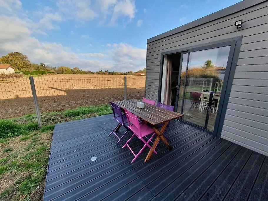 Charmant Appartement Au Calme Saint-Romain-la-Motte Франция